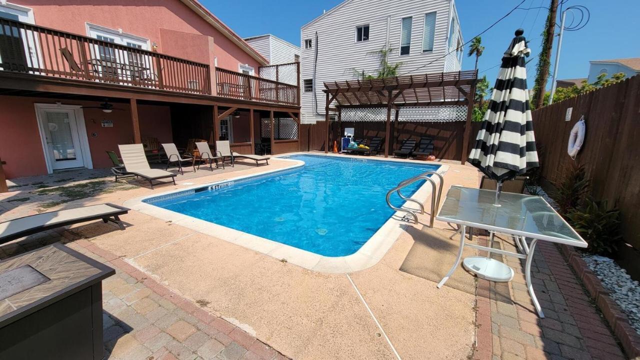 Cozy 2 Bedroom With Big Pool - Campeche Triplex Unit C Home 南帕诸岛 外观 照片