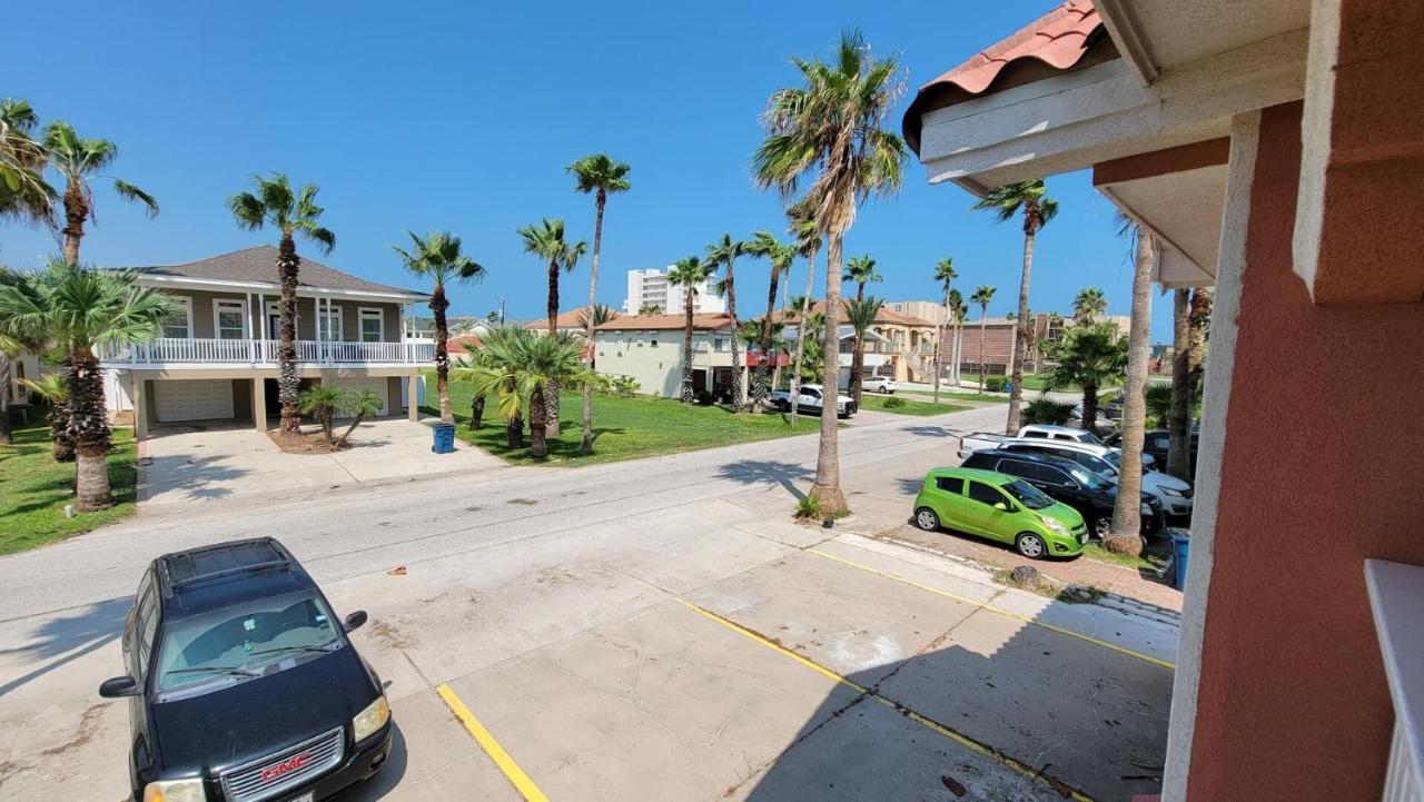 Cozy 2 Bedroom With Big Pool - Campeche Triplex Unit C Home 南帕诸岛 外观 照片
